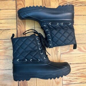 Sperry black Quilted Gosling ankle boots, size 9